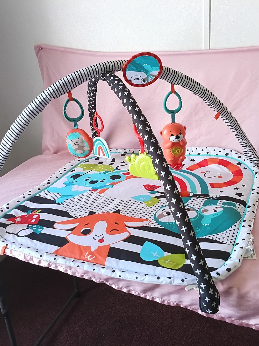 Fisher-Price 3-in-1 Music Glow and Grow Gym Infant Playmat with Lights & Removab